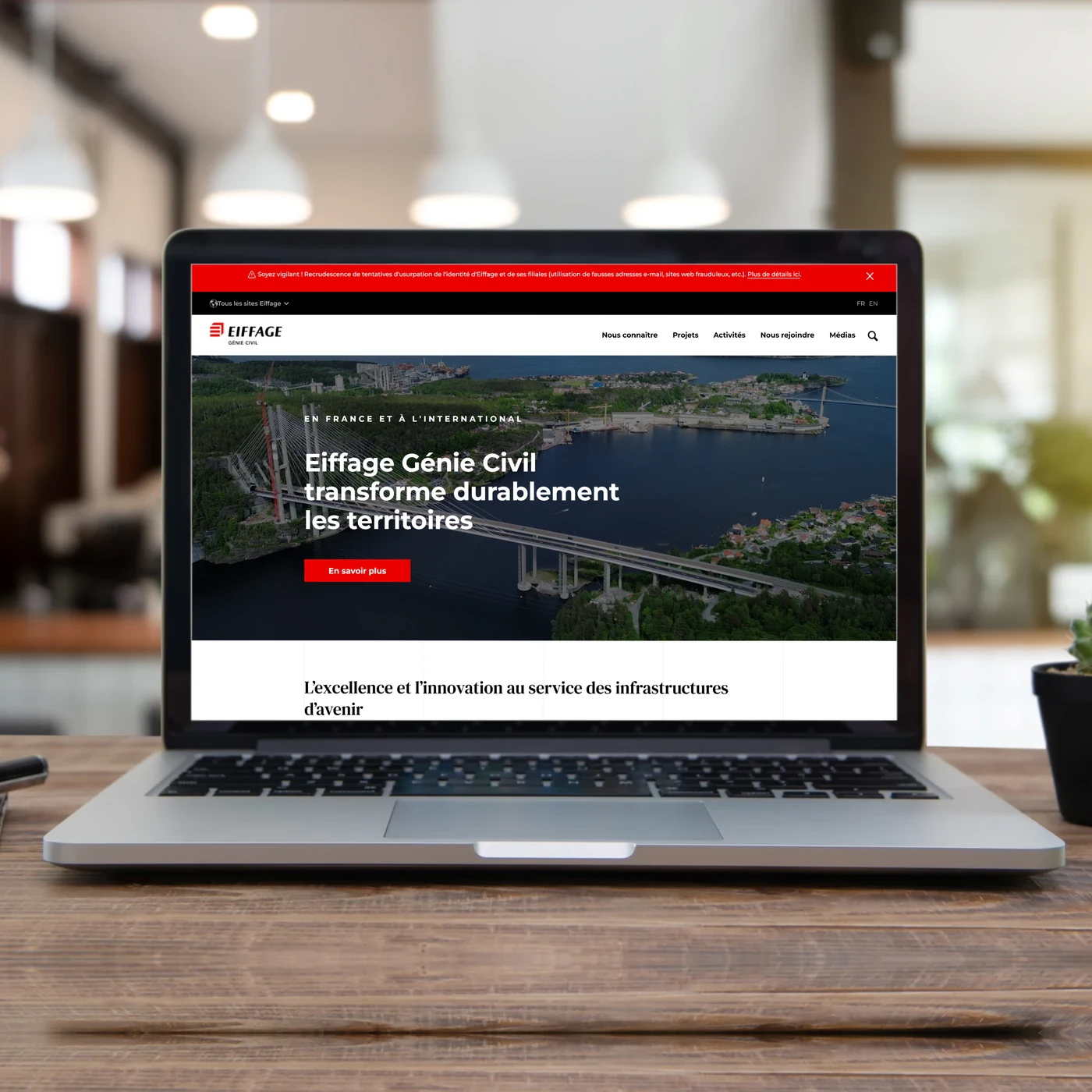 Site internet d'Eiffage Génie Civil sur un ordinateur portable